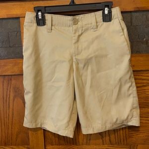 Under Armour Boys Khaki Uniform / Golf short.